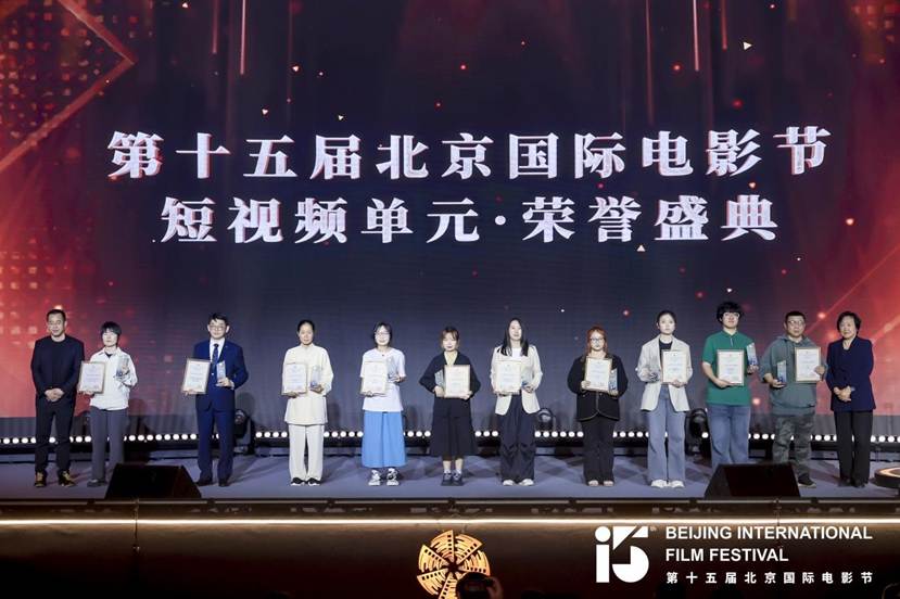 322ebb6d8e48a4822008de8093b8457